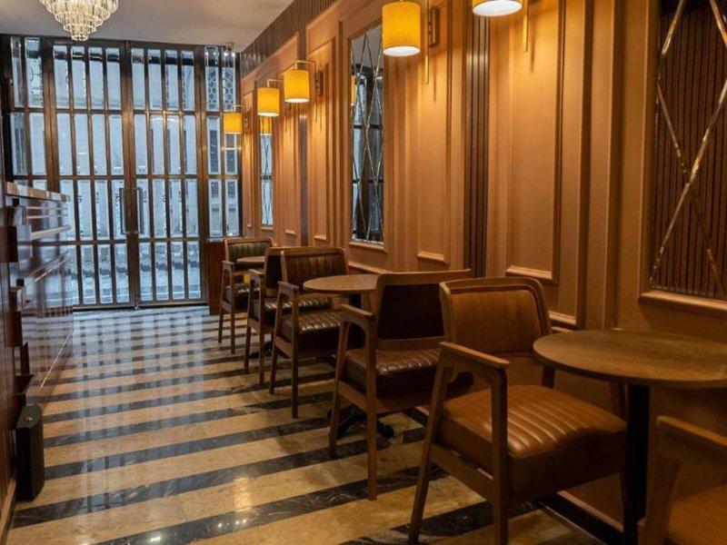 E269E3AC6A5EB9B0897550D48F57D56E