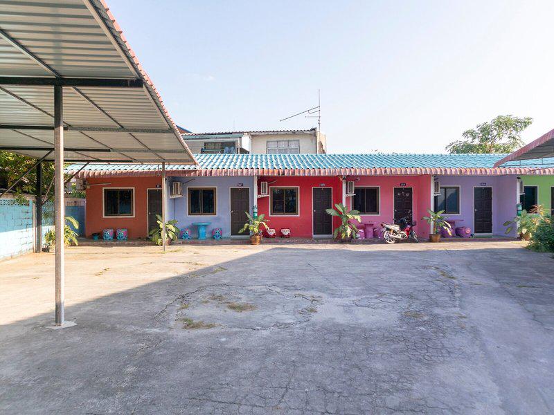 21C7CEE4AEB0B132784CFE3A4B05C346