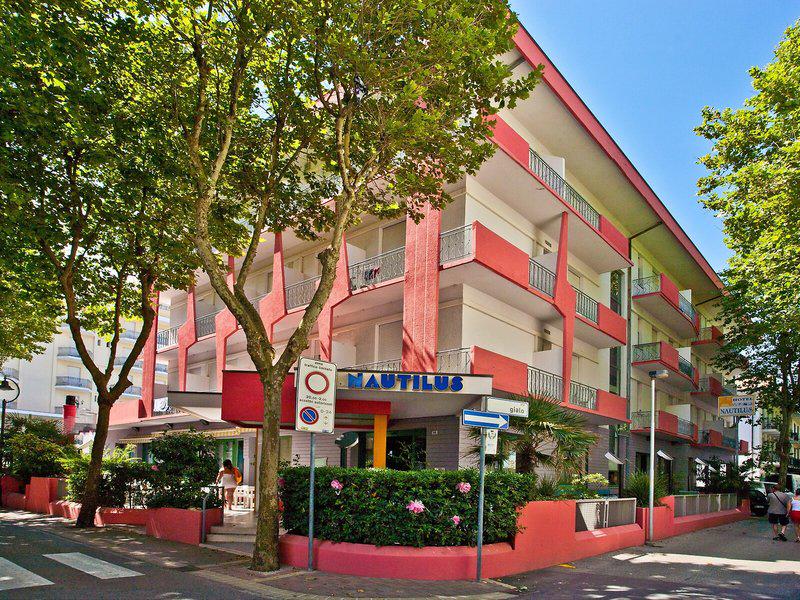 7DF4DC1F71B60EED7A13AA29B52CEAA4