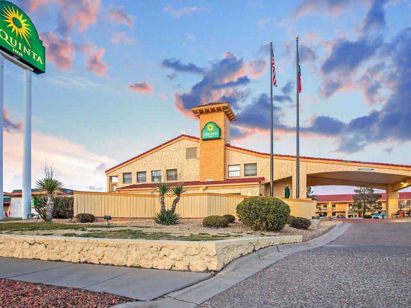 2F0263BBA091B799E4251A50F2578DE4