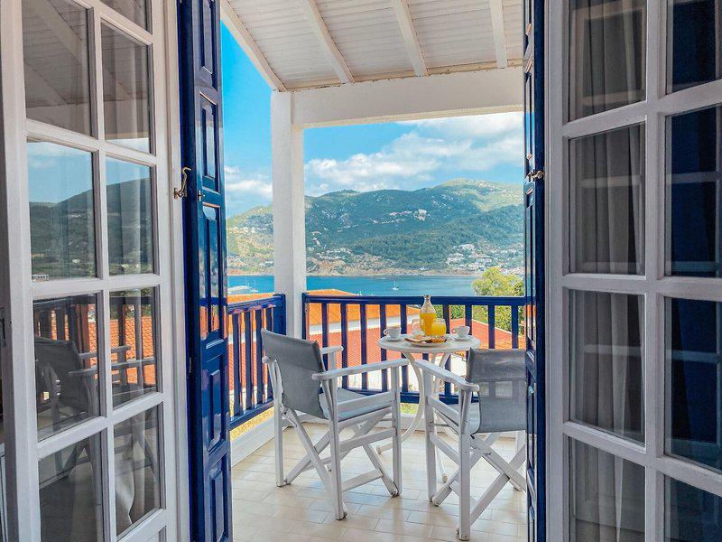 3F0208E1BCEAA63EAA737248FDFA678D