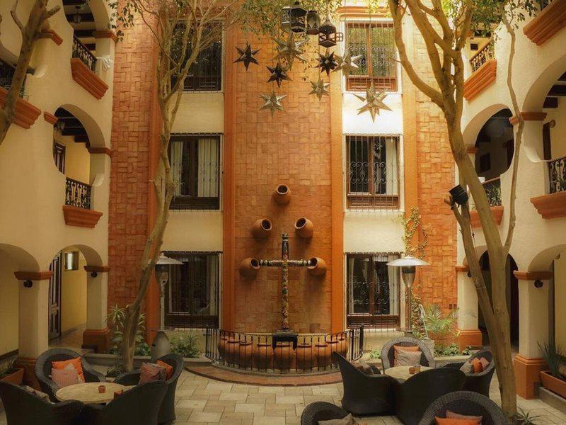 088215FEB3BDA9567BA5AAA5053D382E