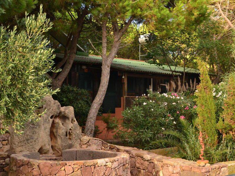 DDDFAE10B770469874AB84BA929DAB7F