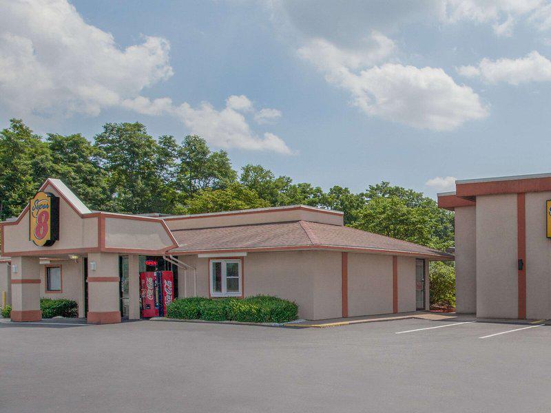 DC3A230F84F5687E15BE815ACDE20ADA