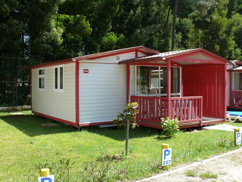 3E23EB34CF052CA2D324C46E4CEEC03C