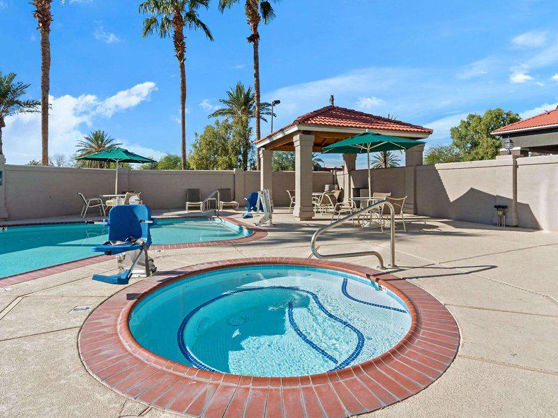 DD976F325902EF7DEAFA8107BEB2E1B3