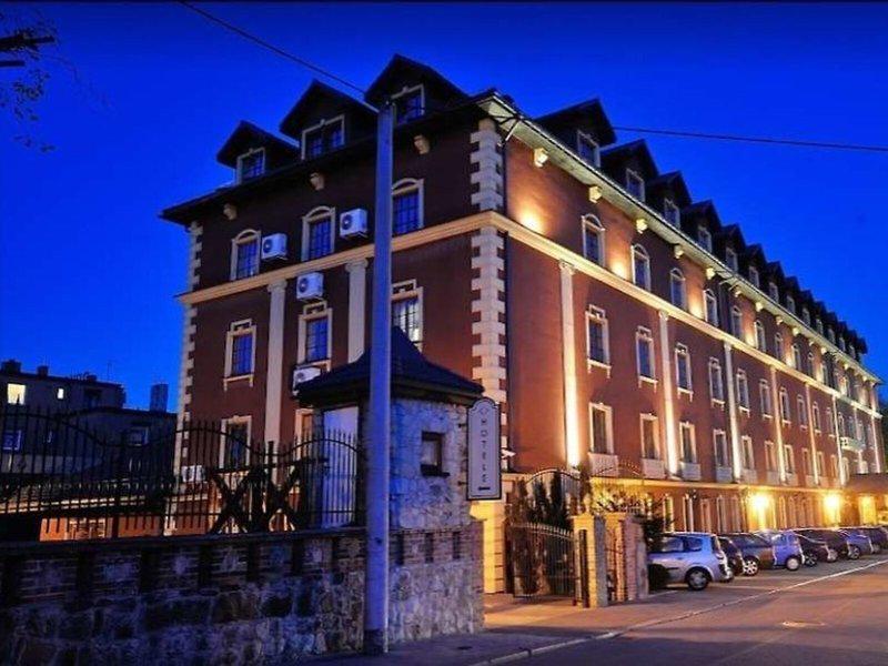 58B06CD825DFF90AFFAAAB5B4995F971