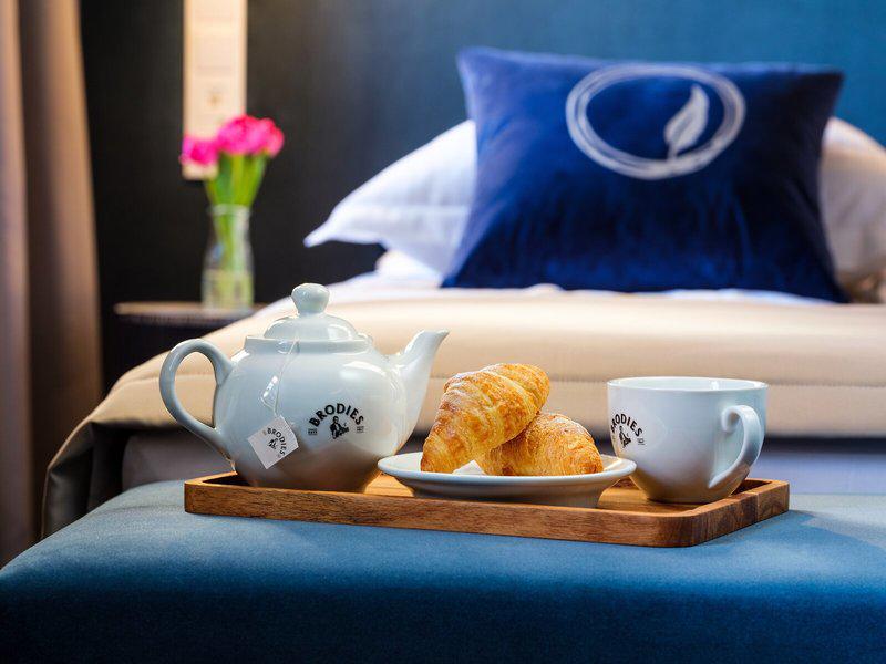 B892D438EB30C3BD927A1DB8AE2E9336