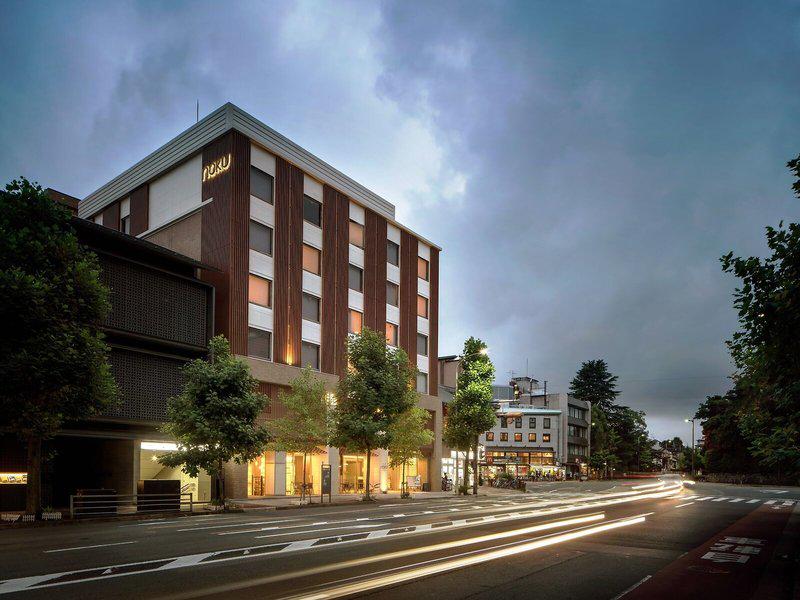 4ADAB3342E582A8FD8783E90676EE8F6