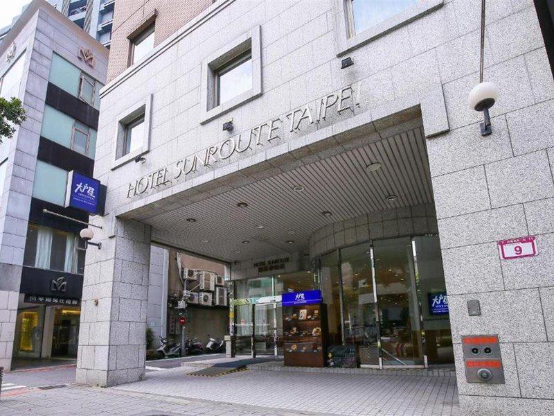 E1A19FA9BB402C952F457CC03944B226