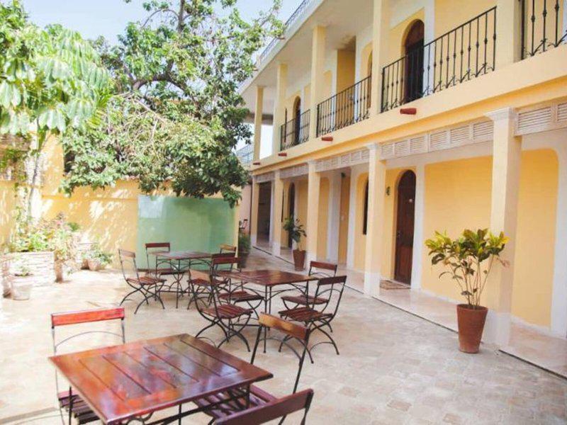 F9AD6D4A4218D52A6B379682216CD428