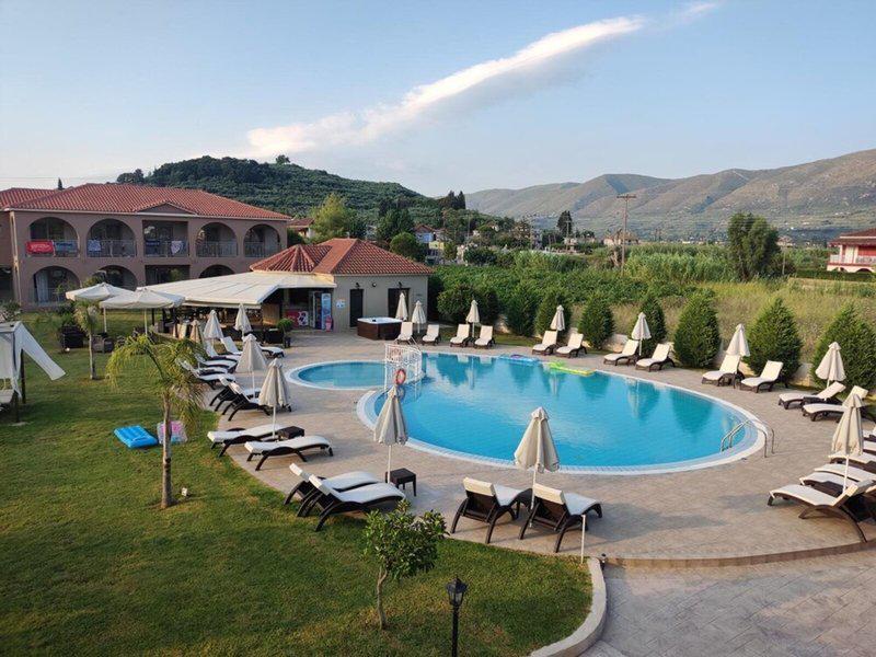 6044A7AA300E3E41D492AE37BDA38C0B