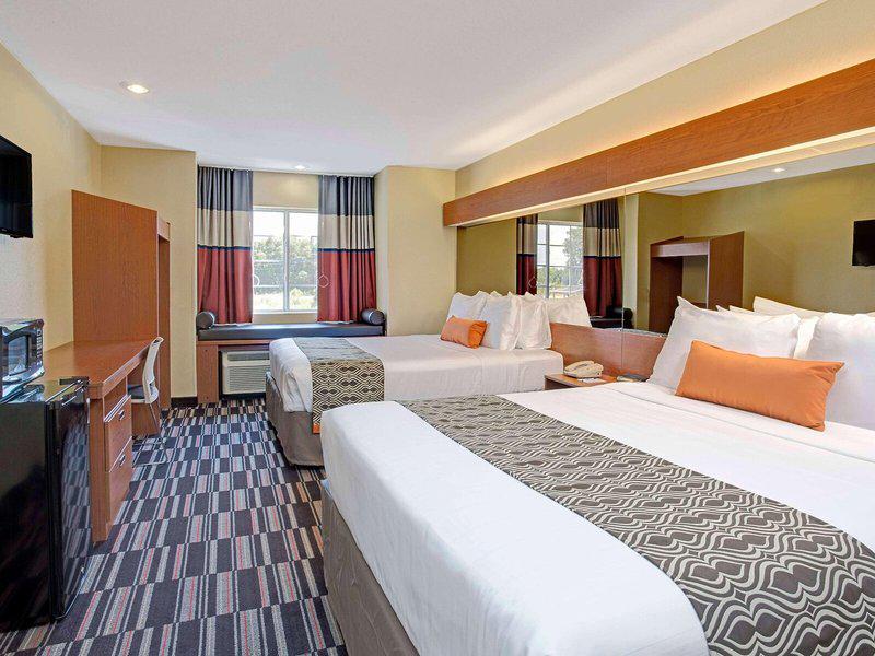 638EFDB5A3055A027A5FB2F889138E20