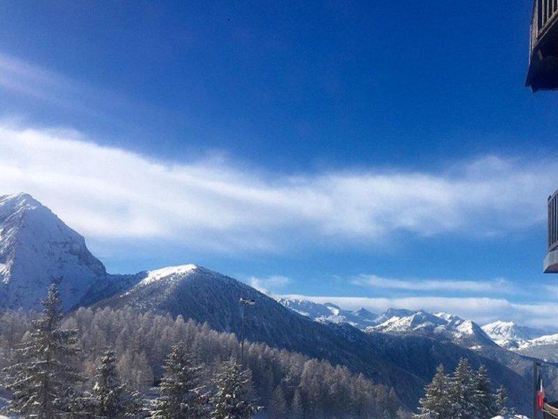 7878F91A51719722A5E36CD4C114E1C7