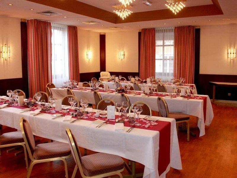 94CFFE69078D462F46A32C598C2A7266