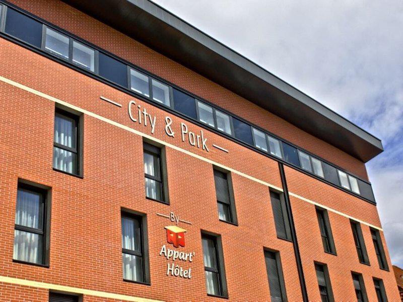 30B6B06F79440DD5D679E82C0700C617