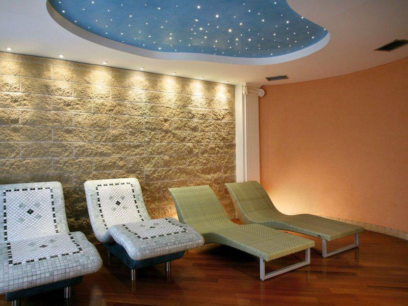 4D7538EEA65F8D4160C079AA09095D0E