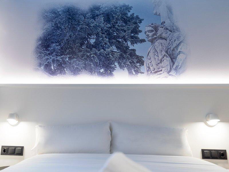 A50508733A08B82380BF4076E8F33913