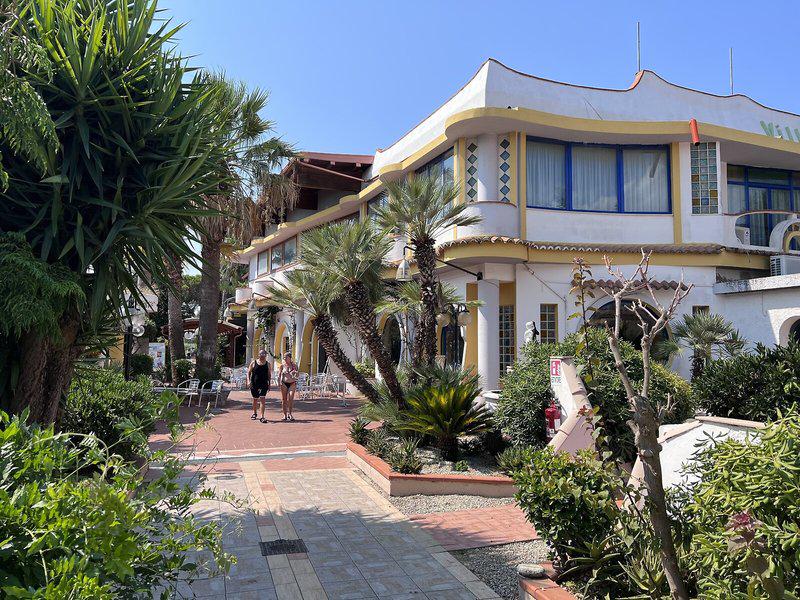 C3503AD6A056B1ADF16A2D537F2F6FB2