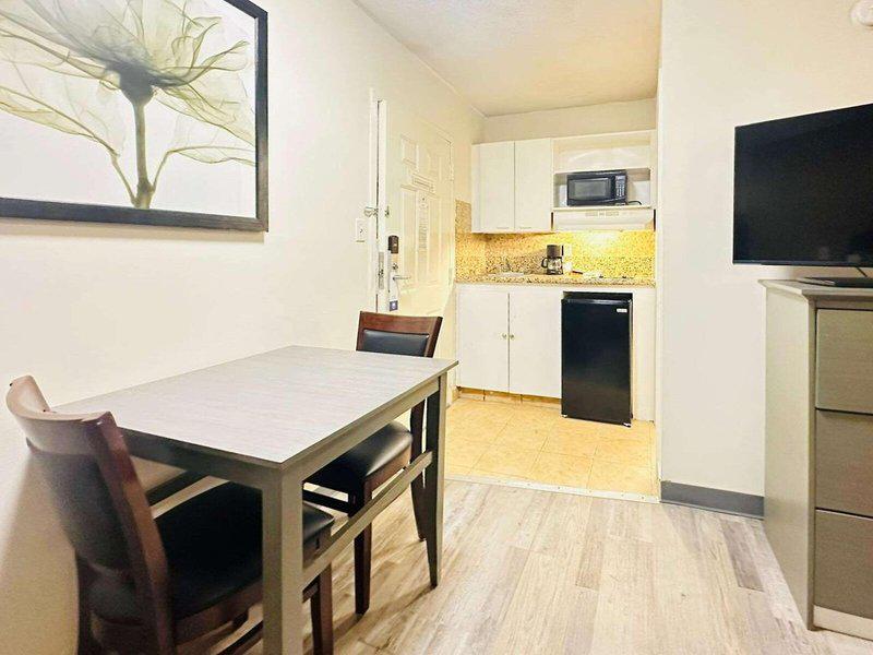 5A18E669D38D9102FCDCB5EBBBF83593