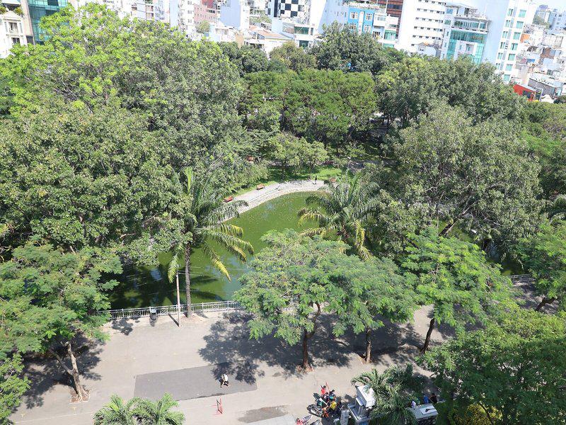 FFF95705CE5A85677AAE2885C5F5DA48