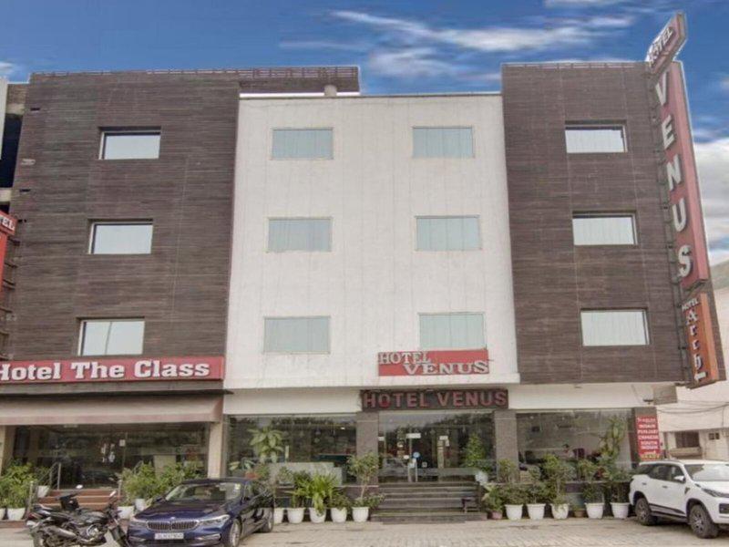 DE8EE10954F1426DD05F0D1988A95F95