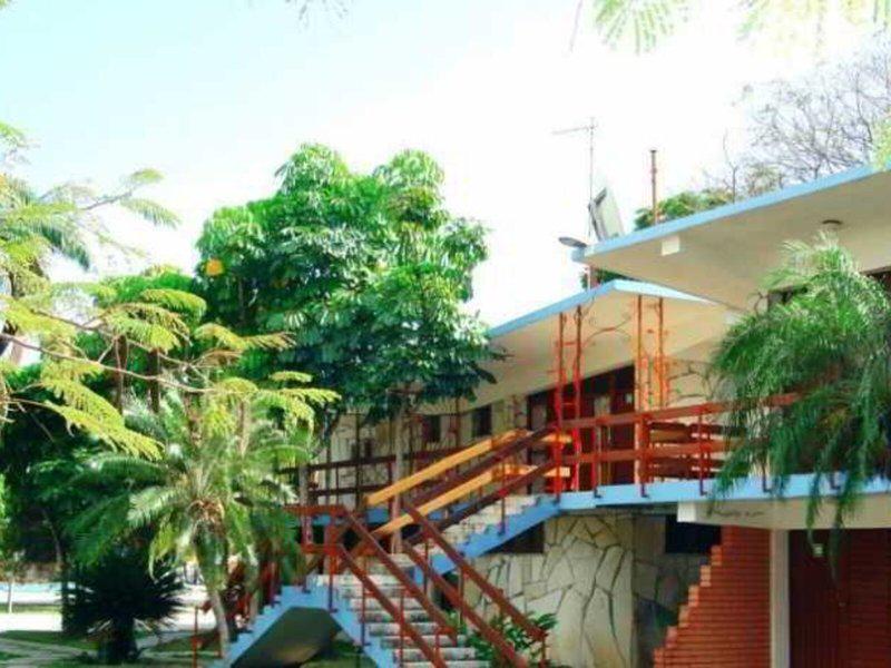 92F281A7D8E9BF7A5341F98D17E38138