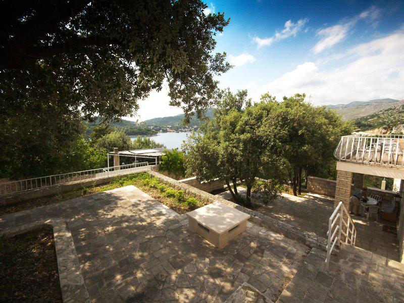 573F6D394487E0D9CEE915758D6B93C2