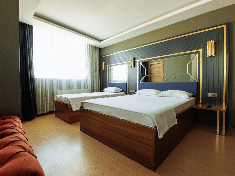 077E89A1056D7F3B099C5204F357759D