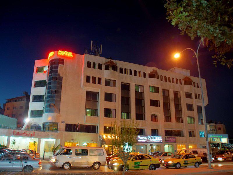 38ABD093A9D91E4D10E28E063C5B9A94