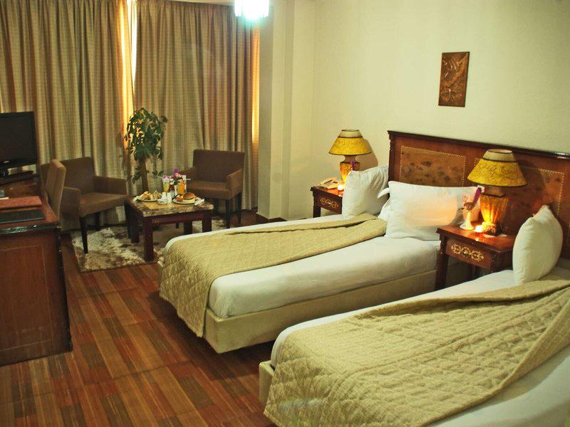 11FD5ADD349F298B54ACFD17856CEA1C