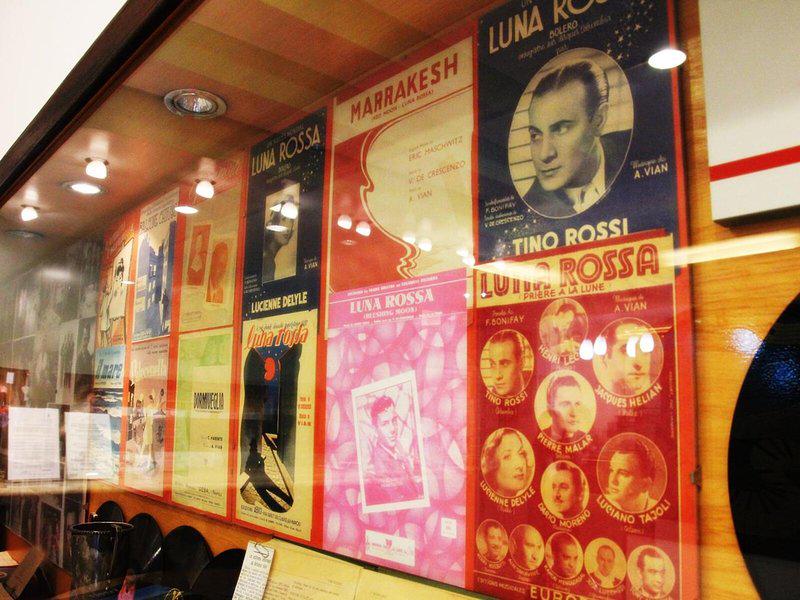 E721FCED00D5556EE7F4F3D0BC83D36B