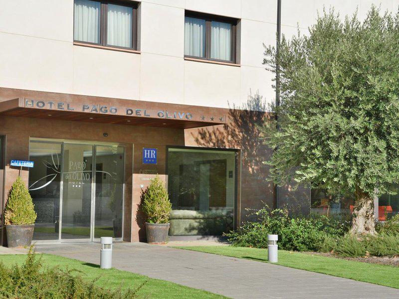 5EAEF3FCA65E6E17153941E95F7B1684