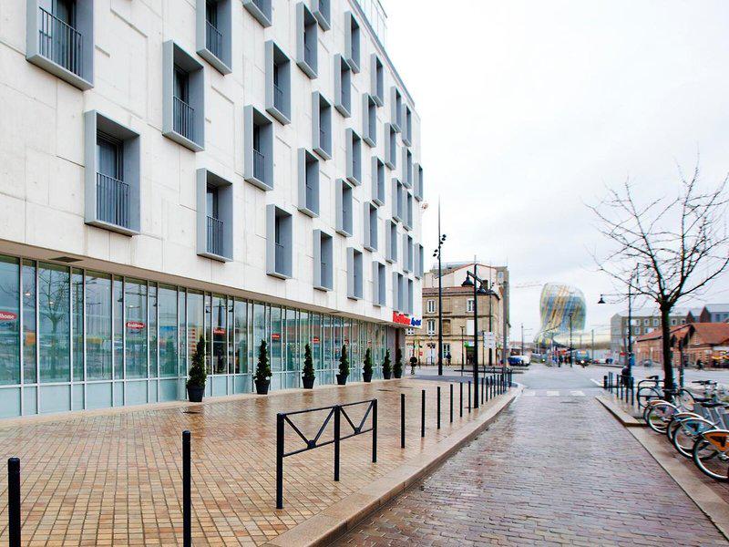 E5B29C34F79CF8C9FDE562323F7B5B98