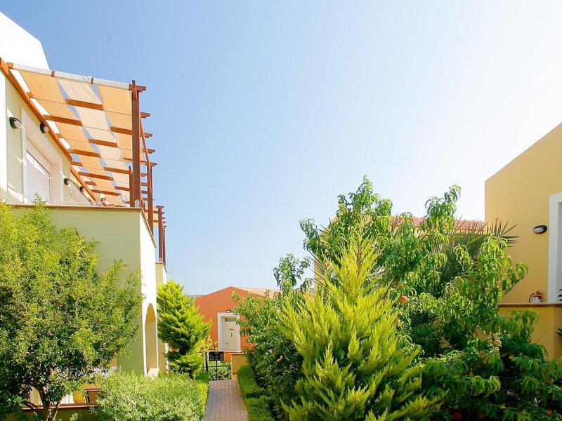 C3EFB1FE5D3593A78749C2F86BF8BE28