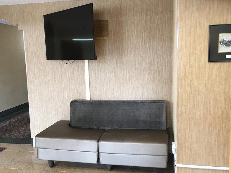 FC7DEF727CEFDE132452B29F83935150