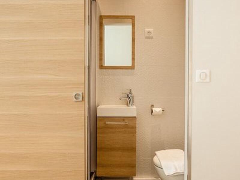 A2A2502487C793E9A9BFD703BD179026