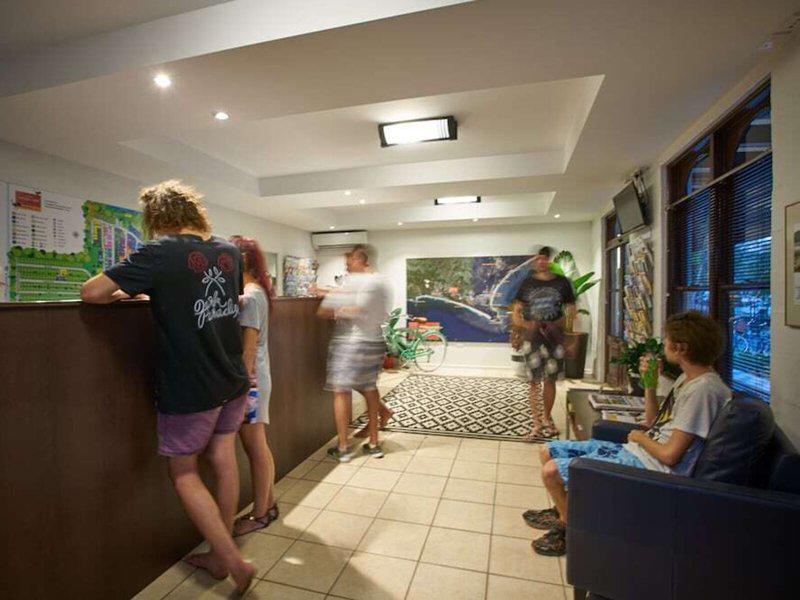 037A2F43CD935B59DF24CA8E05CCA4C4