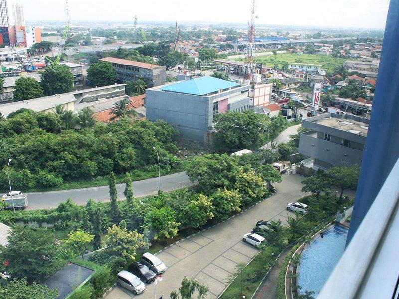 FD2F3C755DEAD0AE7CDD0FE709BAF9FF