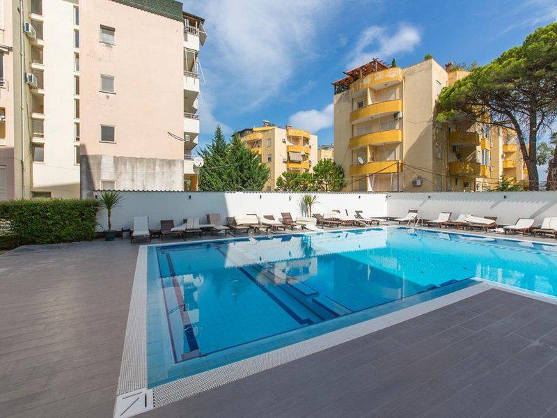 FC2EE674A8BF1FFEE3FEED91647070E6