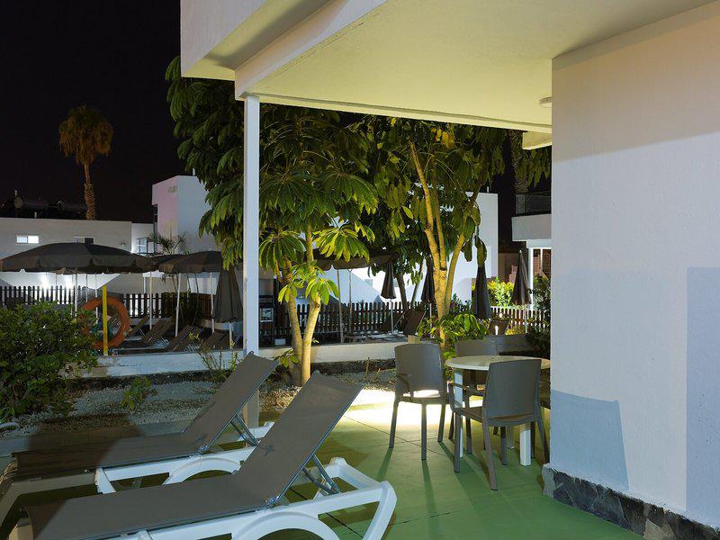 88164BD09B12358AF61BF05F59FCBEBE