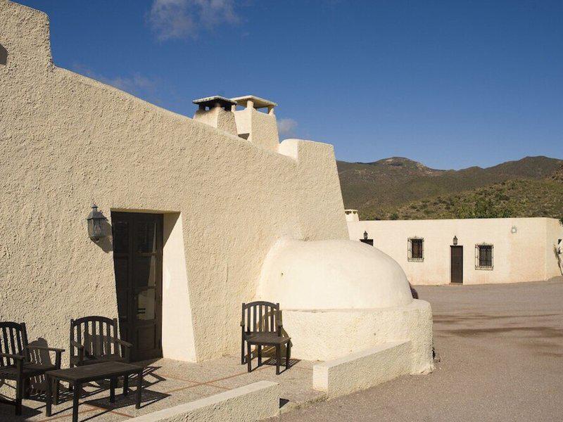 D9C3F40F3232EEC706774BAF4661DB35