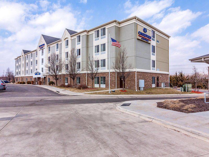 8E95868756F345C4E7EC3E81F5D15617