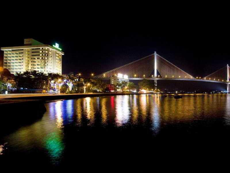 EF37E5BA66EBE07E0C2AE84AA644DAF4