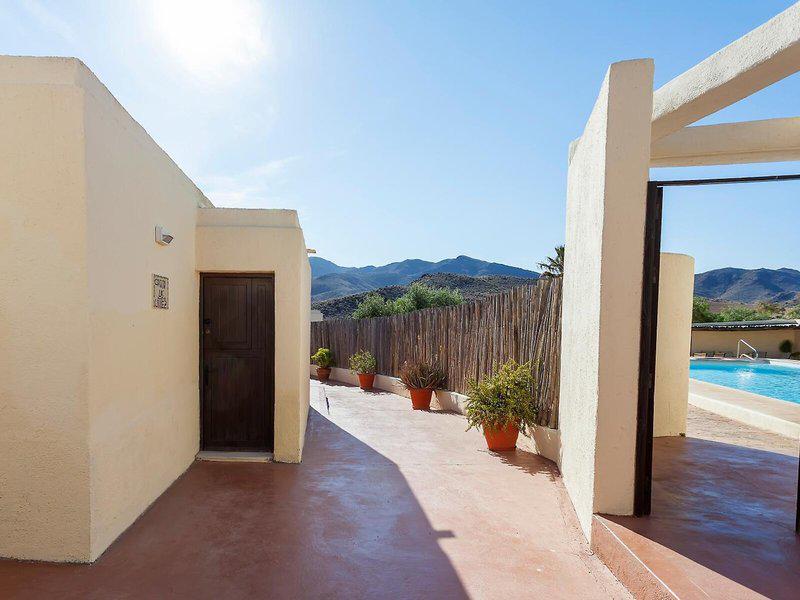 090D9DC9F5FA406DAE0669CEFC8BD016