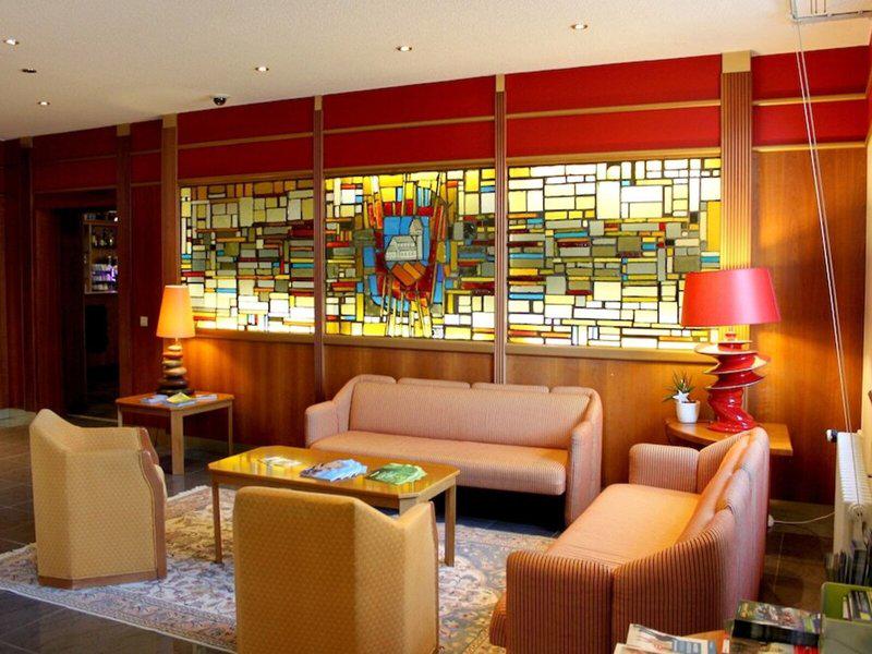 2E06AF80482290720F57639FB4E6A5BD