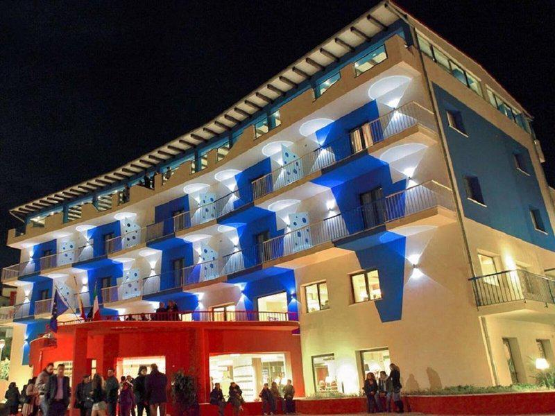 ACC68FA32B8A7298B983DF70FBFFEC14