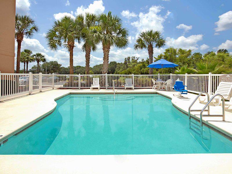 740D44EF993841FB865518FF09D9B8F1