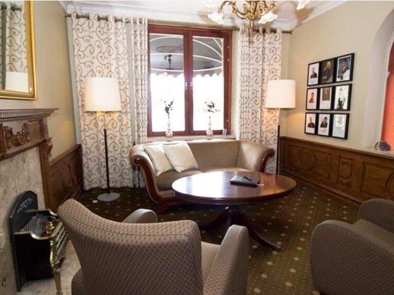 FBFBC870F45FDBD0E2F0A3F560C63452