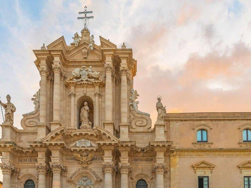 EB8E82C4B2609156CFDD3918DF0E4BF2